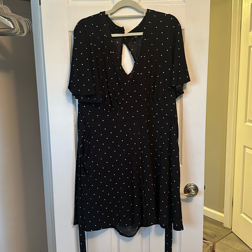 Torrid size 2 black and white romper, good condition